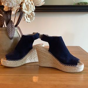 Kenneth Cole Navy Blue Espadrilles - like new!